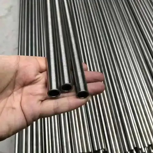 Corrosion-resistant high-strength titanium seamless pipe