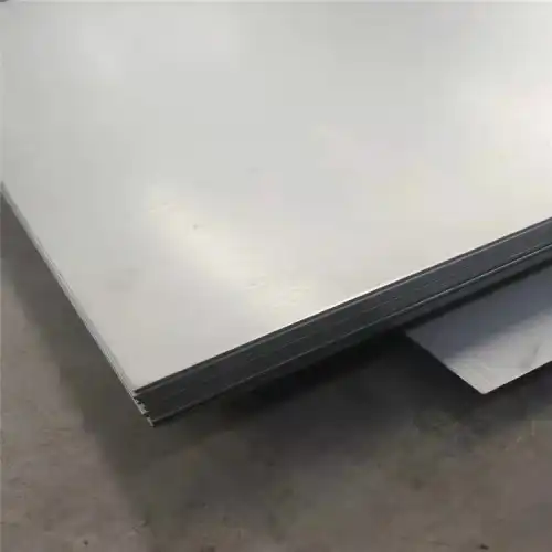 Laser cutting of titanium alloy thin and thick plates