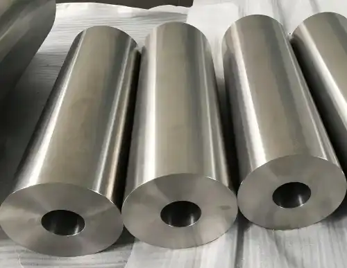 Titanium rod packaging