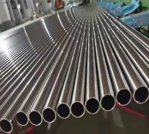 High-purity titanium plate